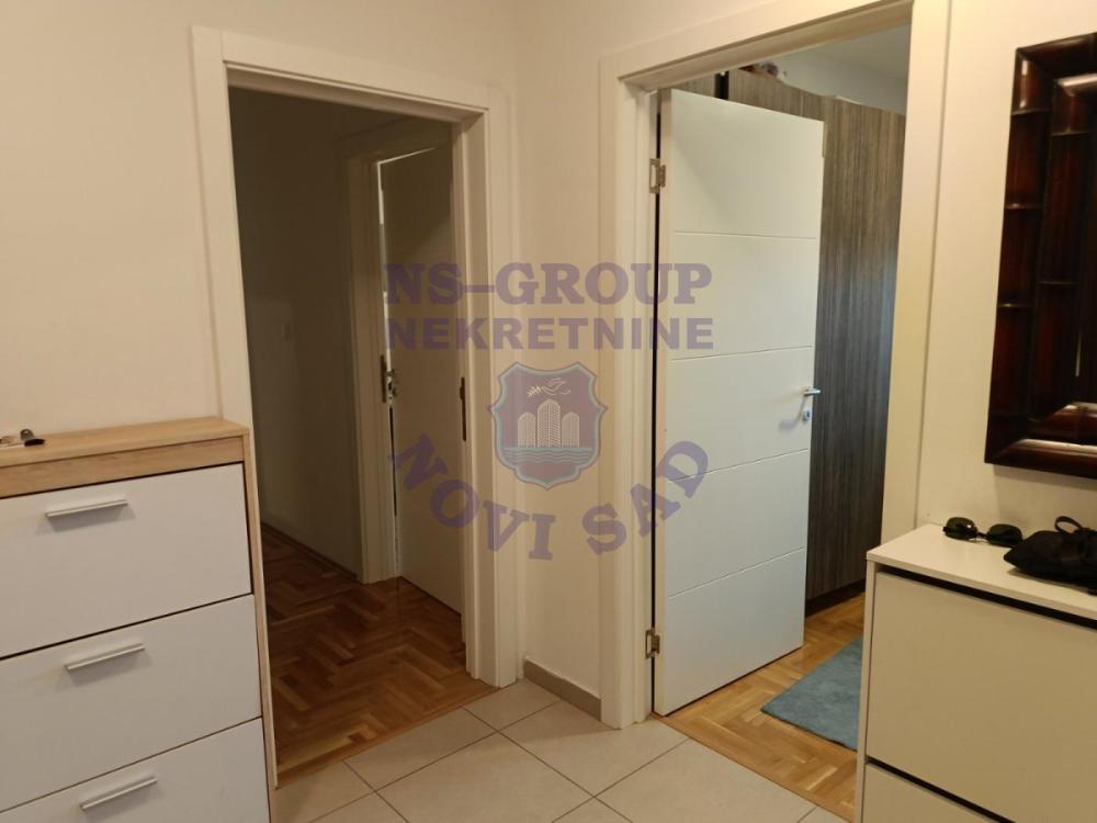 Slika 7 - Bulevar patrijarha Pavla (Somborski bulevar), 93m2, četvorosoban stan, novogradnja, 258.600 €