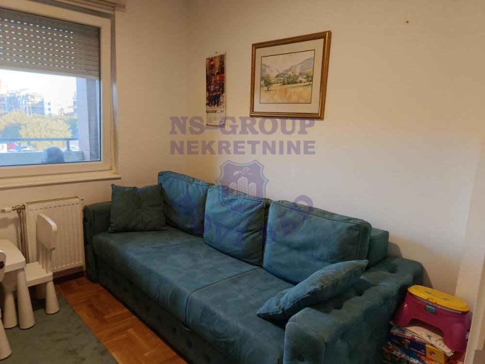 Slika 8 - Bulevar patrijarha Pavla (Somborski bulevar), 93m2, četvorosoban stan, novogradnja, 258.600 €