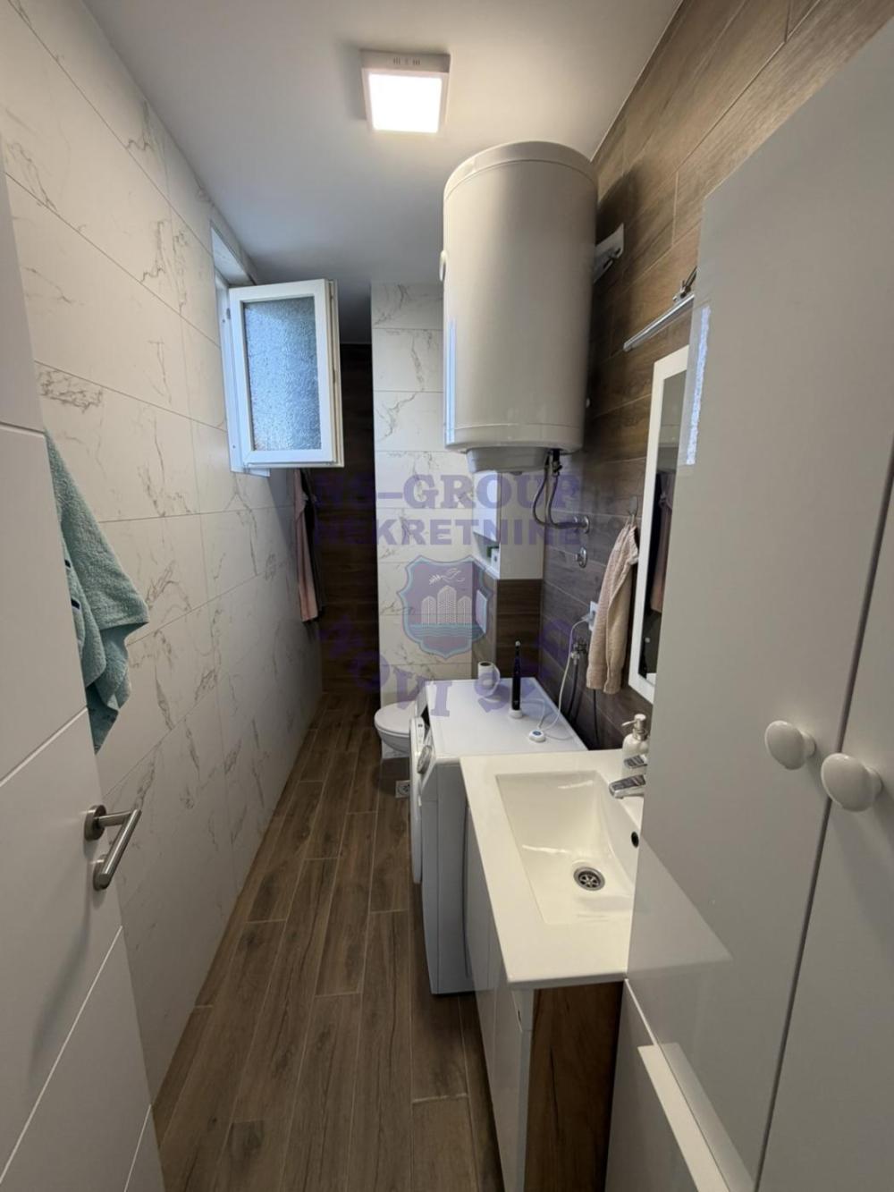 Slika 9 - Petrovaradin, 38m2, dvosoban stan, novogradnja, 111.400 €