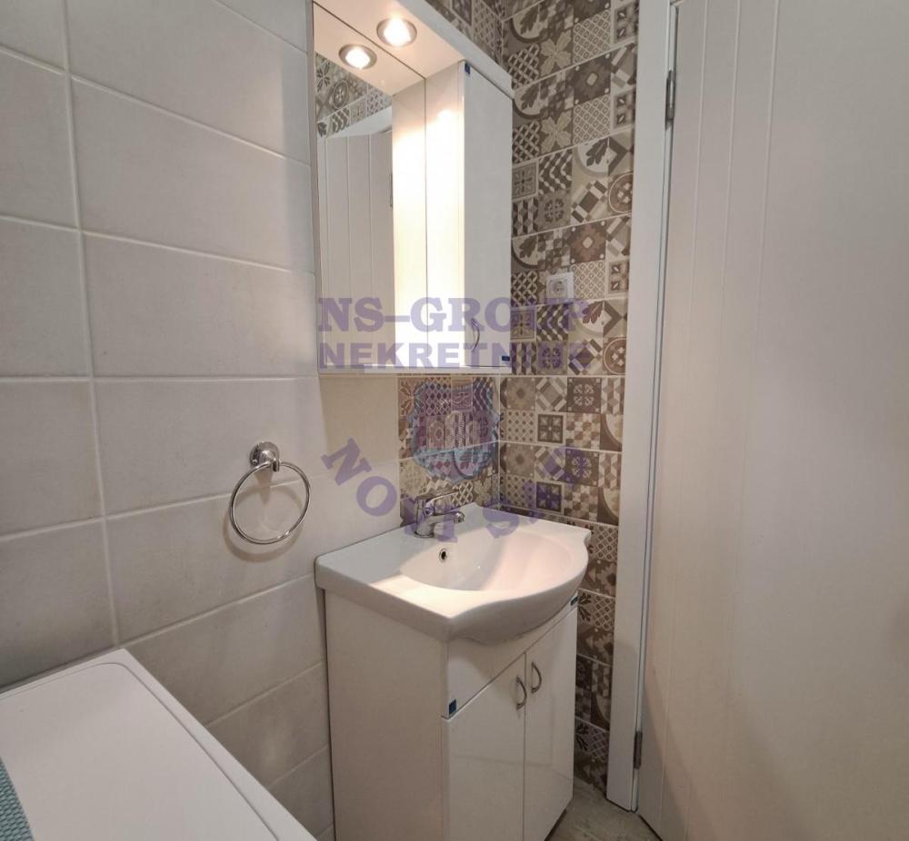 Slika 3 - Petrovaradin, 27m2, jednosoban stan, novogradnja, 83.850 €