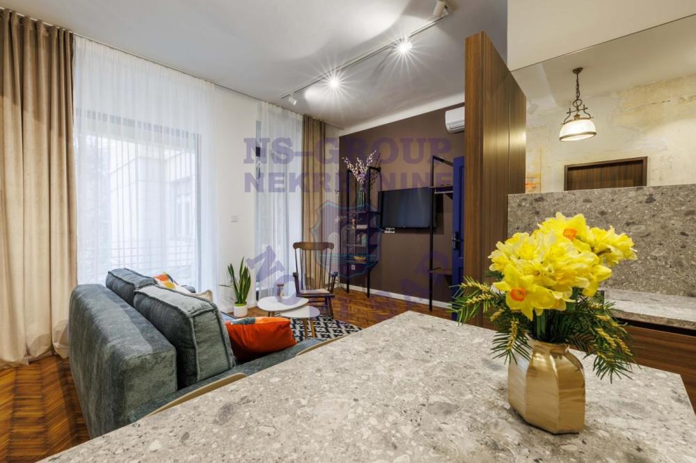 Slika 2 - Novi Sad centar, 130m2, četvoroiposoban stan, novogradnja, 515.000 €