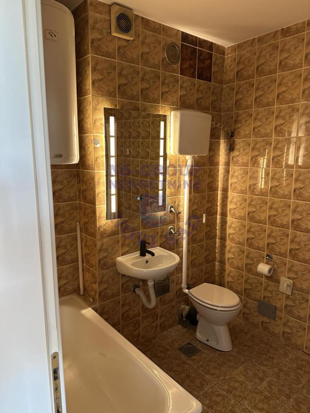 Slika 4 - Bulevar oslobođenja, 35m2, jednoiposoban stan, novogradnja, 123.590 €