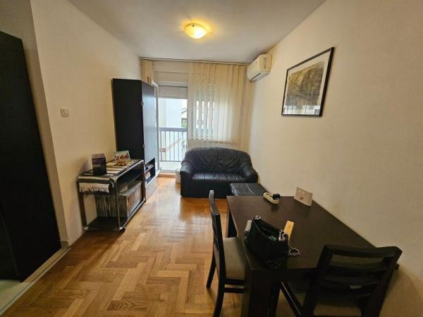 Glavna slika -Bulevar patrijarha Pavla (Somborski bulevar), 31m2, jednoiposoban stan, novogradnja, 84.460 €