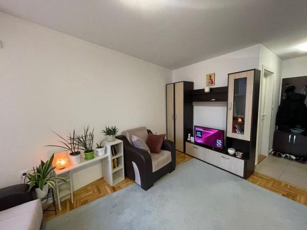 Glavna slika -Bulevar patrijarha Pavla (Somborski bulevar), 28m2, stan, novogradnja, 79.900 €