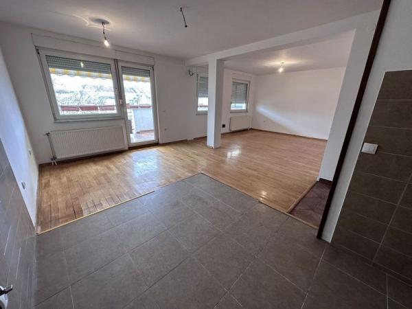 Glavna slika -Novi Sad centar, petosoban stan, novogradnja, 249.300 €