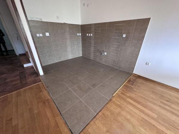 Glavna slika -Novi Sad centar, 154m2, petosoban stan, novogradnja, 249.300 €