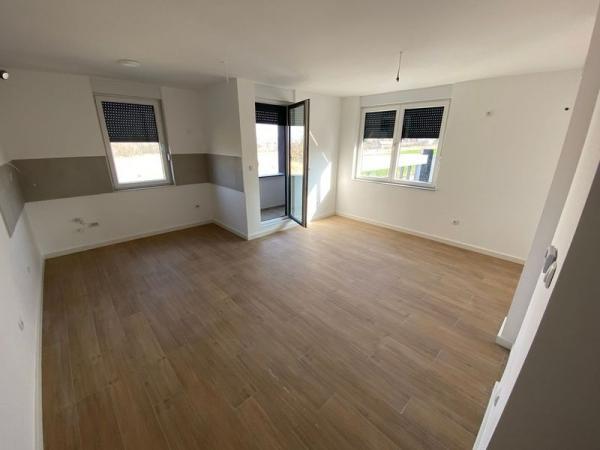 Glavna slika -Petrovaradin, 72m2, četvorosoban stan, novogradnja, 144.610 €