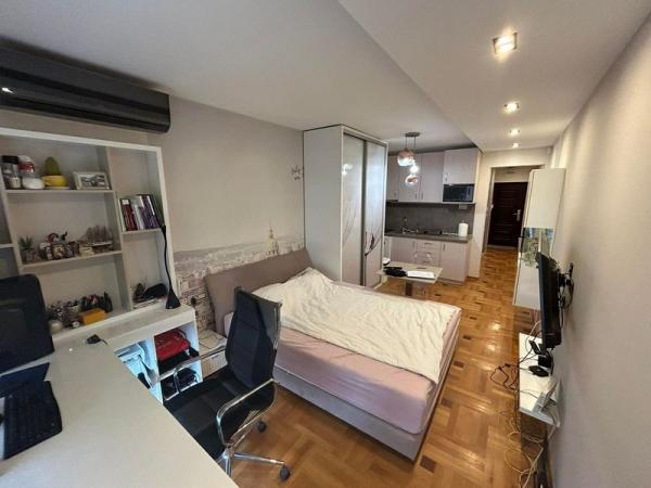 Glavna slika -Bulevar patrijarha Pavla (Somborski bulevar), 28m2, stan, novogradnja, 82.400 €