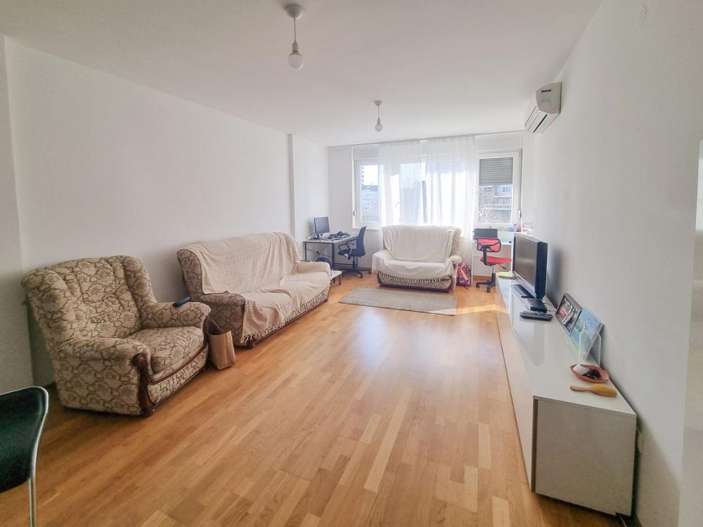 Glavna slika -Novi Sad centar, 65m2, dvoiposoban stan, novogradnja, 184.120 €