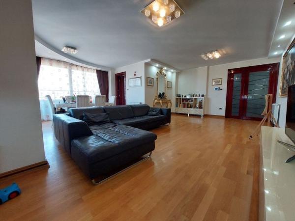 Glavna slika -Adamovićevo naselje, 134m2, četvorosoban stan, novogradnja, 372.660 €