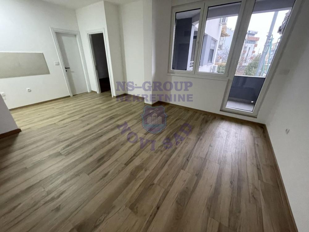 Glavna slika -Bulevar patrijarha Pavla (Somborski bulevar), 42m2, dvosoban stan, novogradnja, 132.870 €