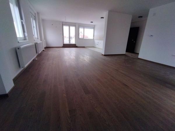 Glavna slika -Telep, 202m2, šestosoban stan, novogradnja, 362.560 €