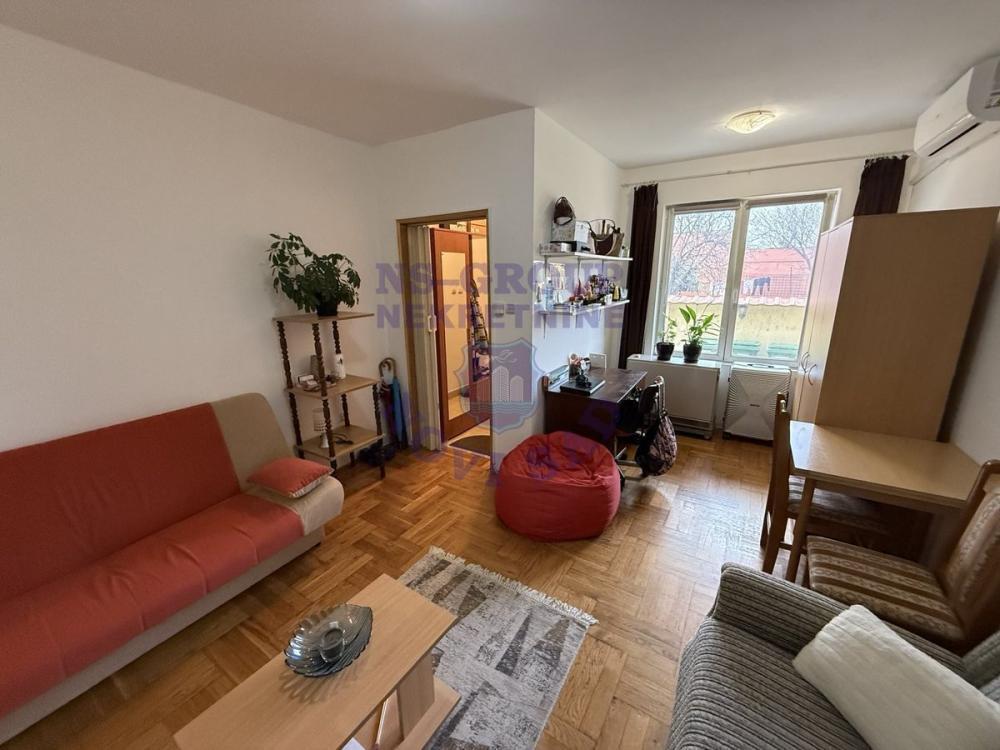 Glavna slika -Bulevar patrijarha Pavla (Somborski bulevar), 27m2, jednosoban stan, novogradnja, 75.090 €