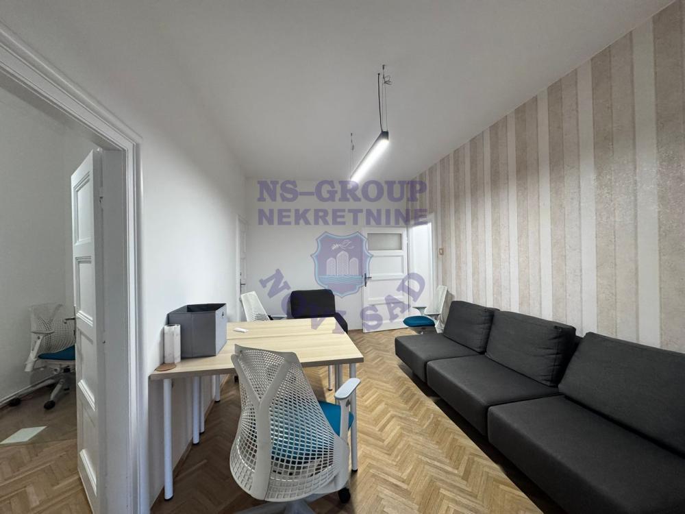 Glavna slika -Novi Sad centar, 119m2, četvorosoban stan, novogradnja, 380.000 €