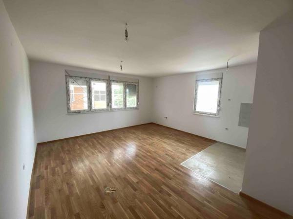 Glavna slika -Sremska Kamenica, 51m2, dvoiposoban stan, novogradnja, 84.220 €