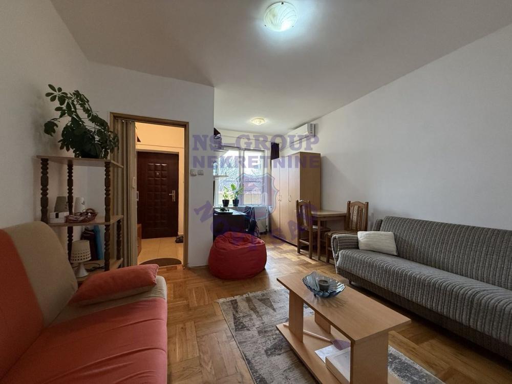 Glavna slika -Bulevar patrijarha Pavla (Somborski bulevar), 27m2, jednosoban stan, novogradnja, 75.090 €