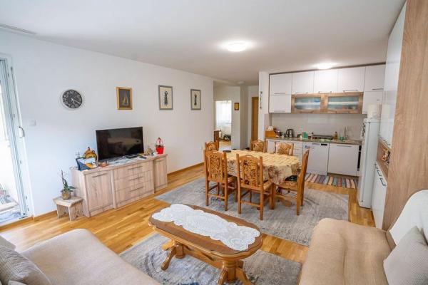 Glavna slika -Adice, 68m2, četvorosoban stan, novogradnja, 136.990 €