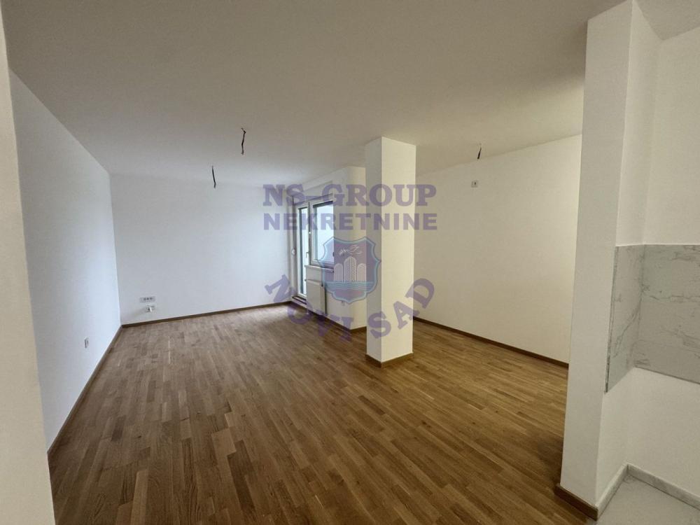 Glavna slika -Bulevar patrijarha Pavla (Somborski bulevar), 87m2, četvorosoban stan, novogradnja, 202.100 €