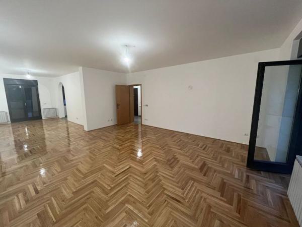 Glavna slika -Sremska Kamenica, 129m2, trosoban stan, novogradnja, 192.670 €