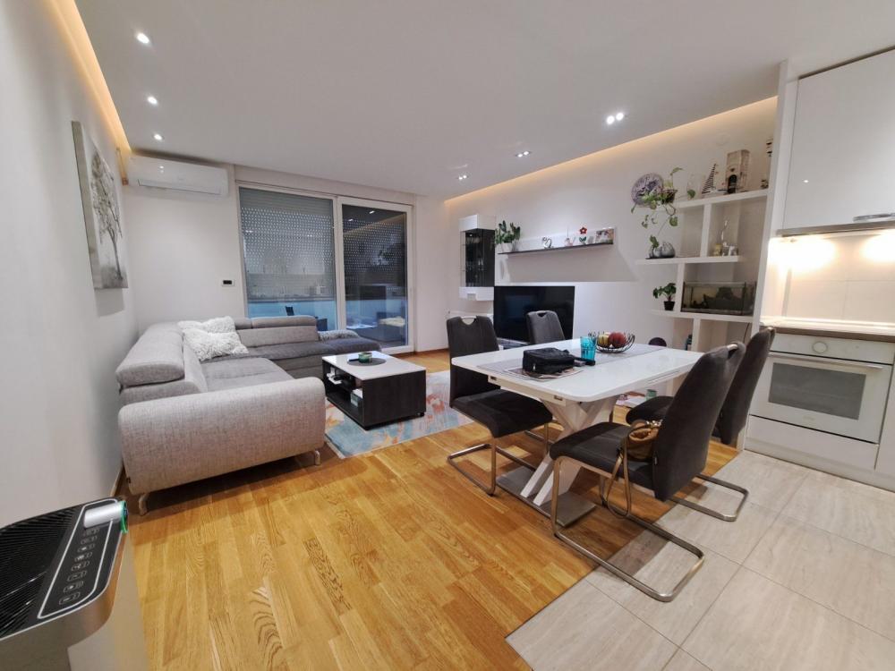 Glavna slika -Telep, 80m2, četvorosoban stan, novogradnja, 206.000 €