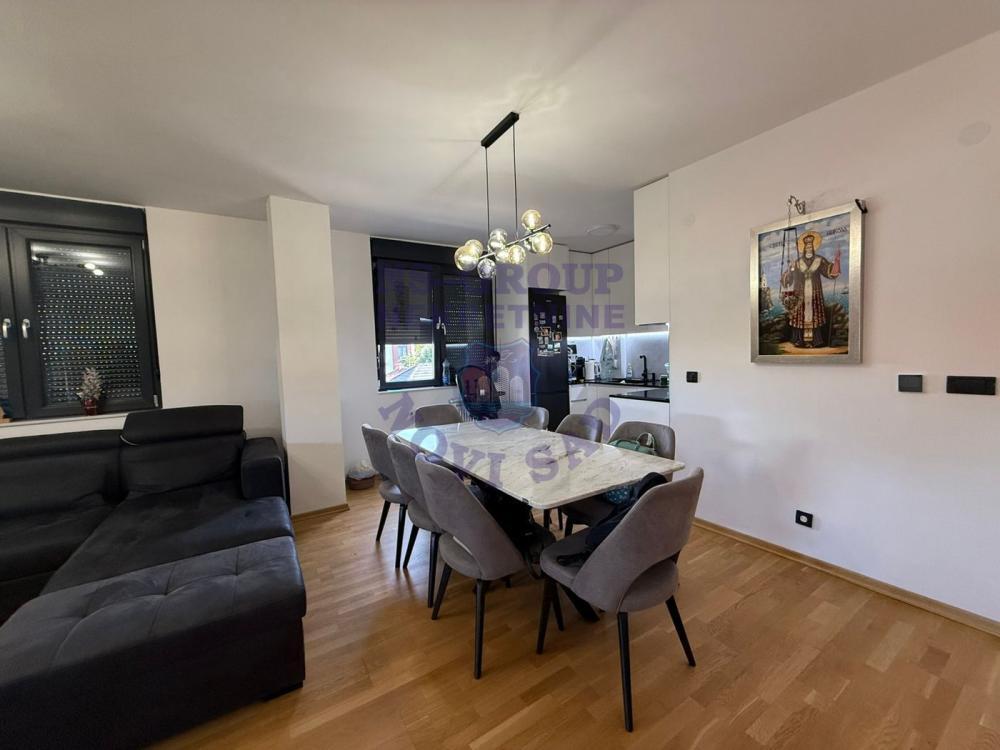 Glavna slika -Bulevar patrijarha Pavla (Somborski bulevar), 87m2, troiposoban stan, novogradnja, 273.980 €