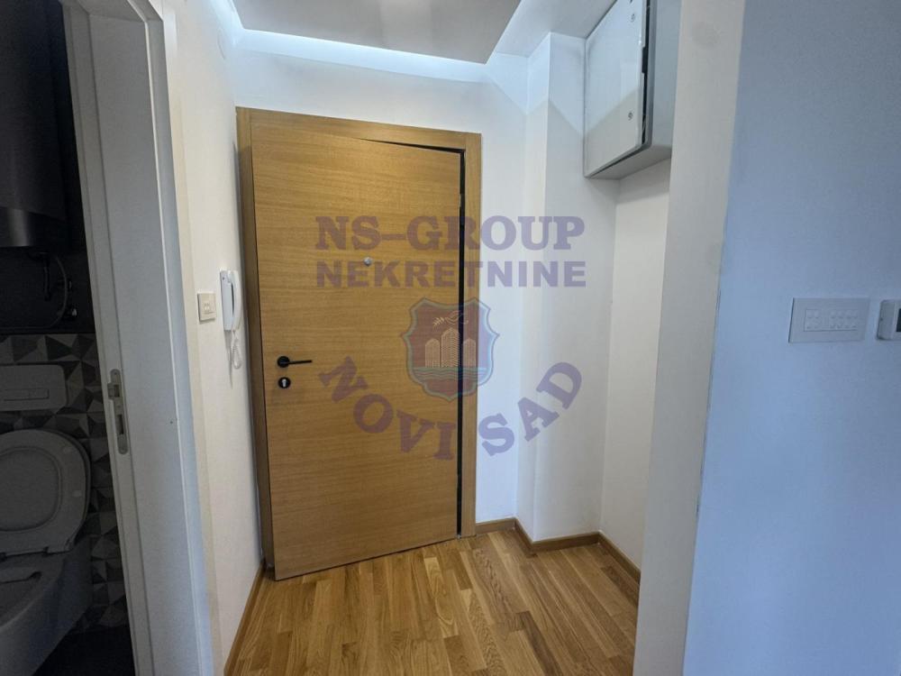 Glavna slika -Bulevar patrijarha Pavla (Somborski bulevar), 101m2, četvorosoban stan, novogradnja, 278.100 €