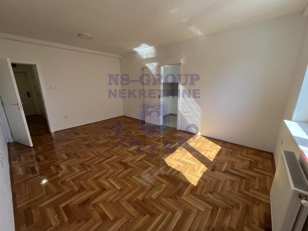 Glavna slika -Bulevar patrijarha Pavla (Somborski bulevar), 66m2, trosoban stan, novogradnja, 183.550 €